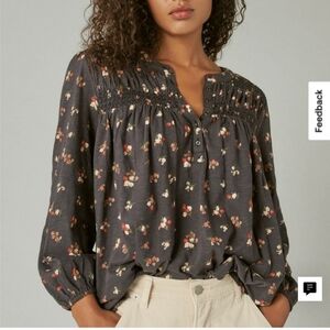 Lucky Brand Grey Mulicolor Long Sleeve Smocked Yoke Long Sleeve Top Size Small